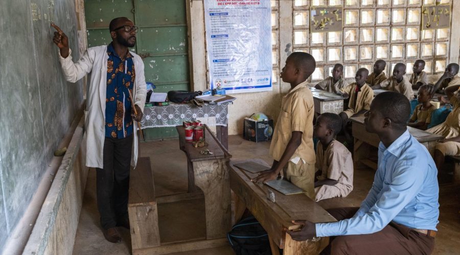 285 enfants handicapés ont été inscrits dans l'enseignement formel dans le cadre de l'initiative pilotée par le Gouvernement du Togo et soutenue par KOICA et l’UNICEF. (1)